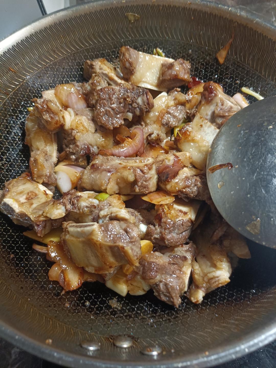 红烧牛排骨