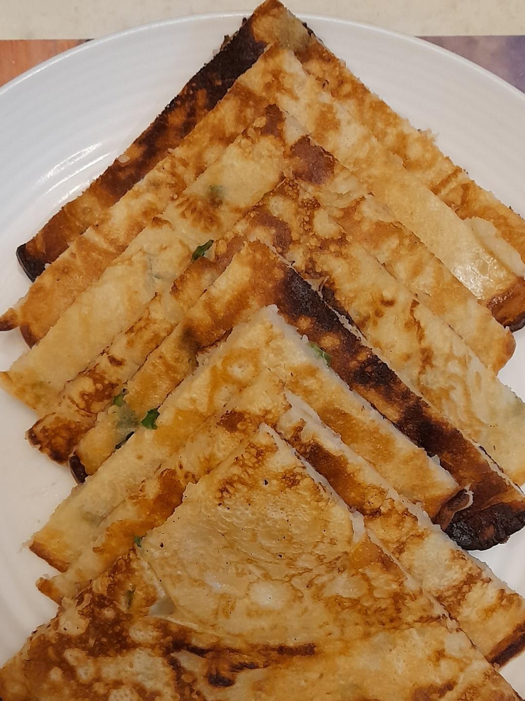 【酸奶油葱油饼】的做法