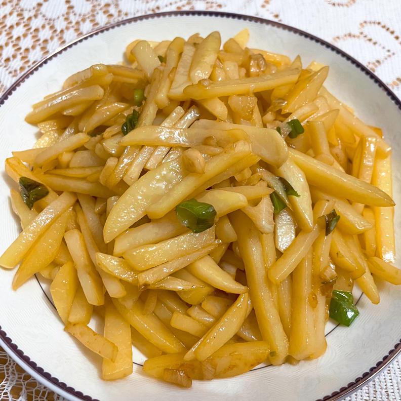 家常炒土豆丝
