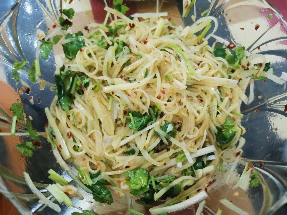 炝拌土豆丝