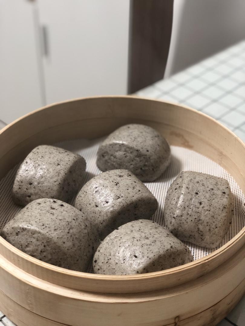 奶香黑芝麻刀切馒头