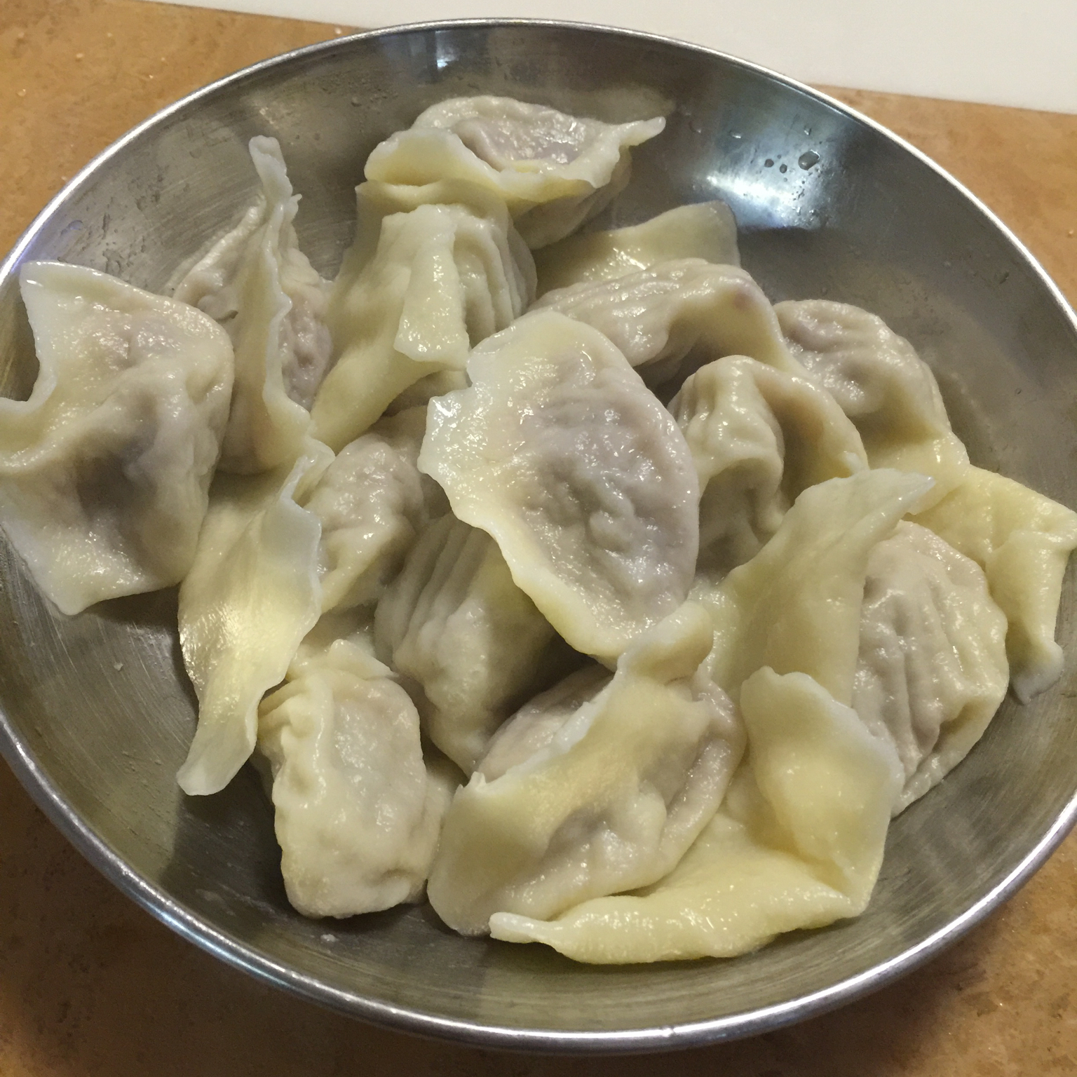 芹菜胡萝卜猪肉水饺