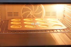 自制日本网红PRESS BUTTER SAND焦糖奶油夹心饼干的做法 步骤12