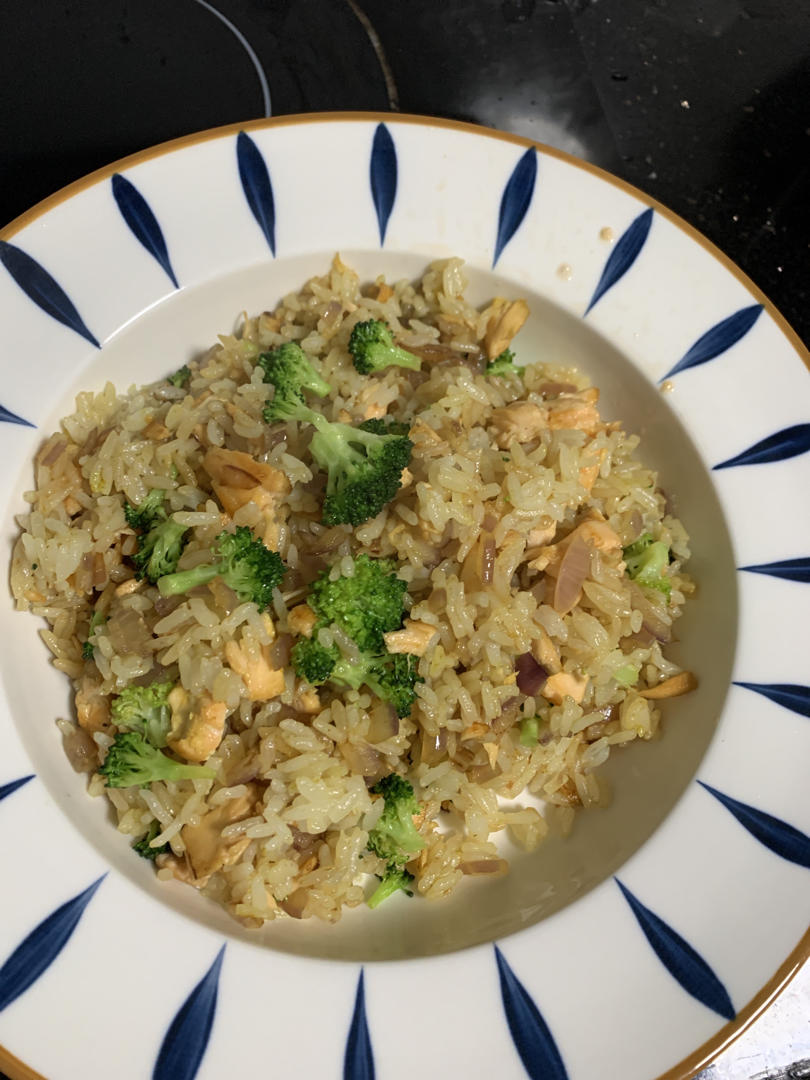 挪威三文鱼炒饭