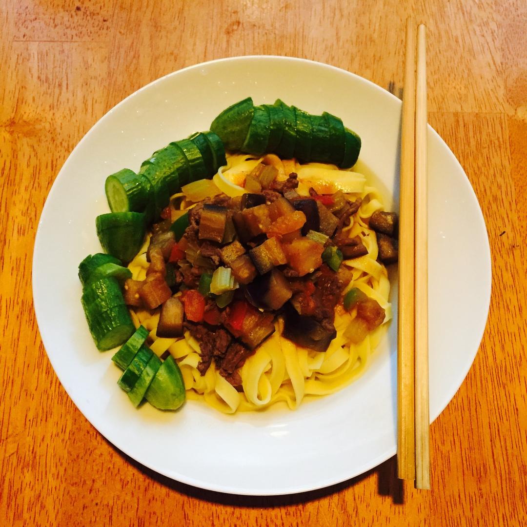 茄子肉丁打卤面