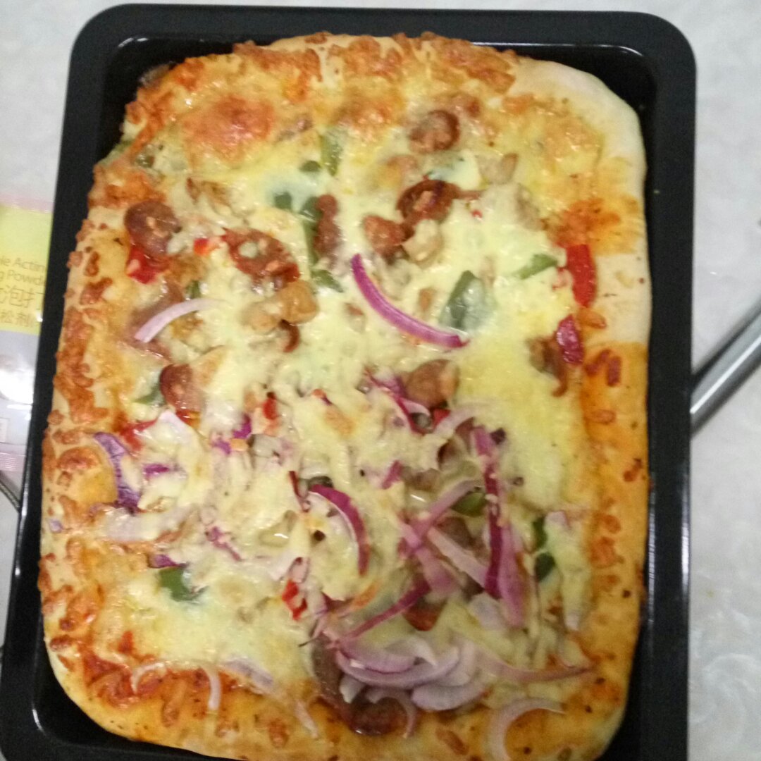 奥尔良鸡丁黄金脆底披萨