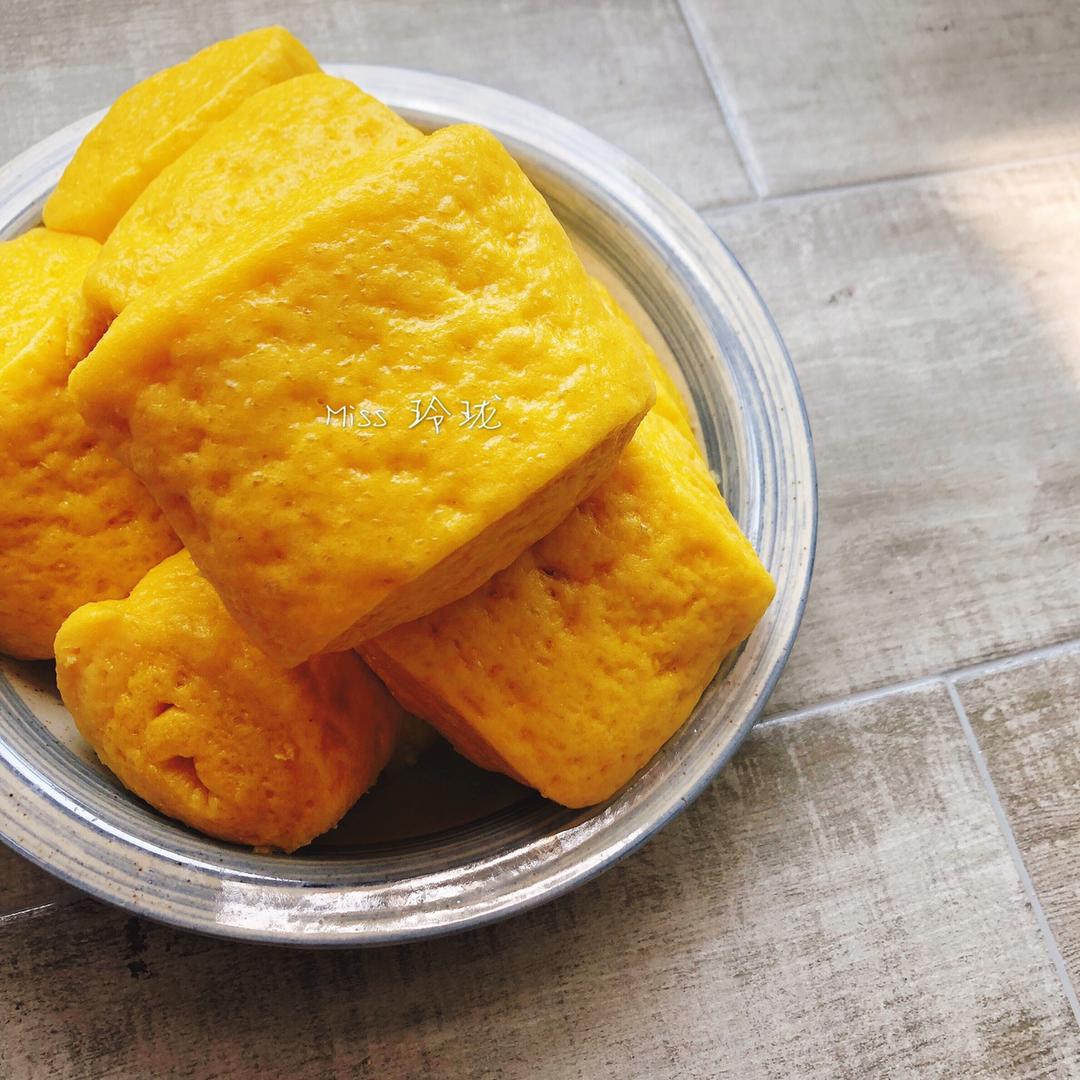 新手也可以--详解如何做出人见人爱、金黄的南瓜馒头