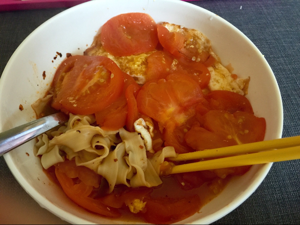 番茄煎蛋面 不输华兴