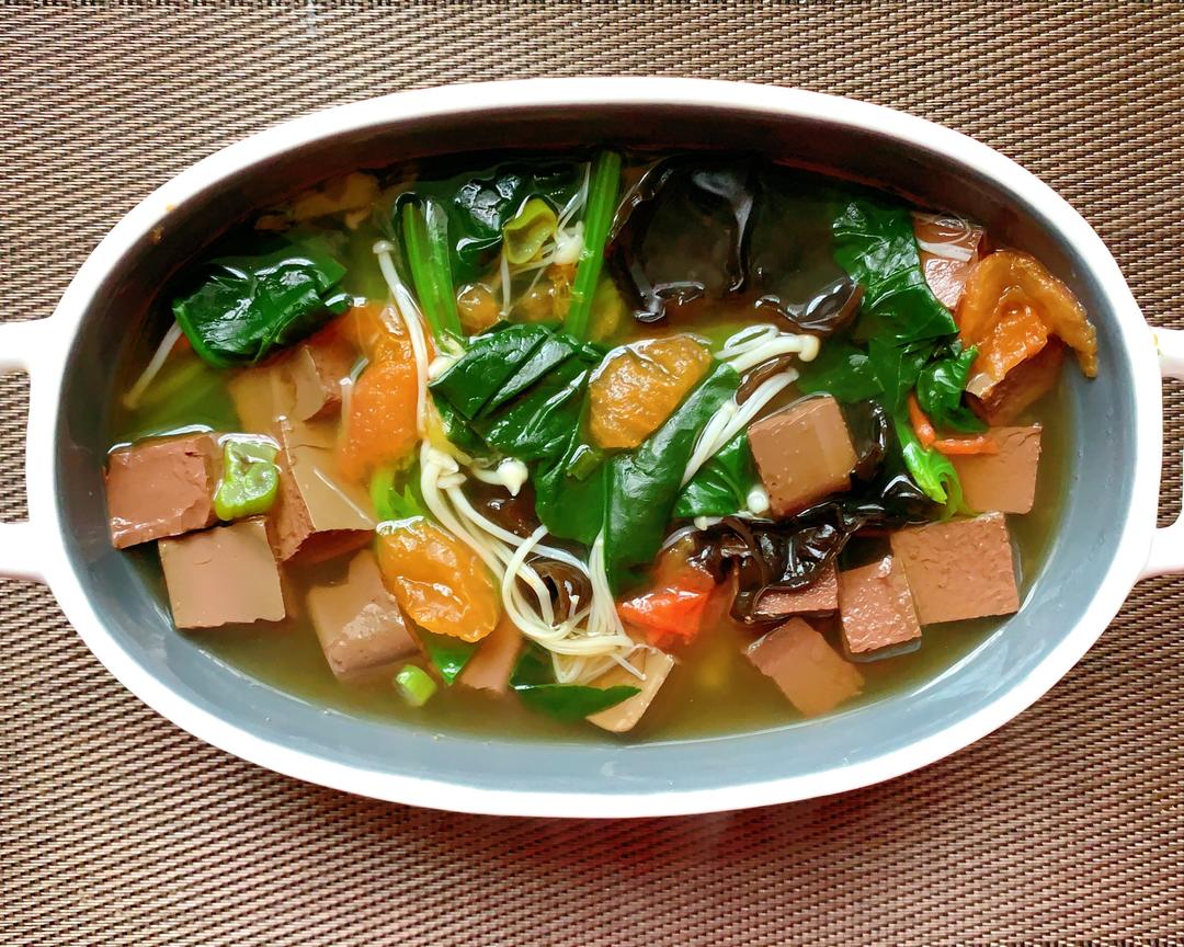 减肥低卡补血汤—菠菜鸭血汤的做法