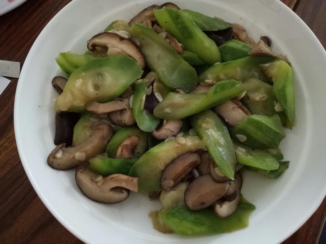 香菇炒丝瓜 超级好吃