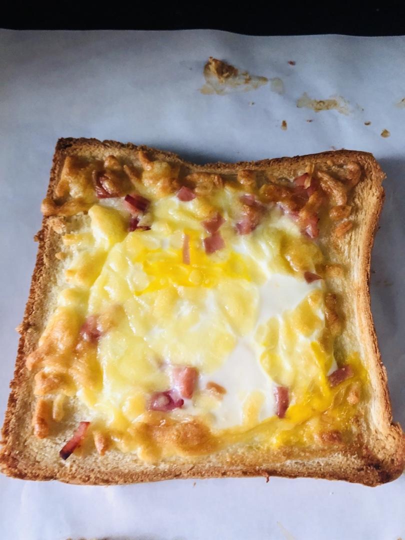 懒人早餐 | 芝士鸡蛋烤吐司