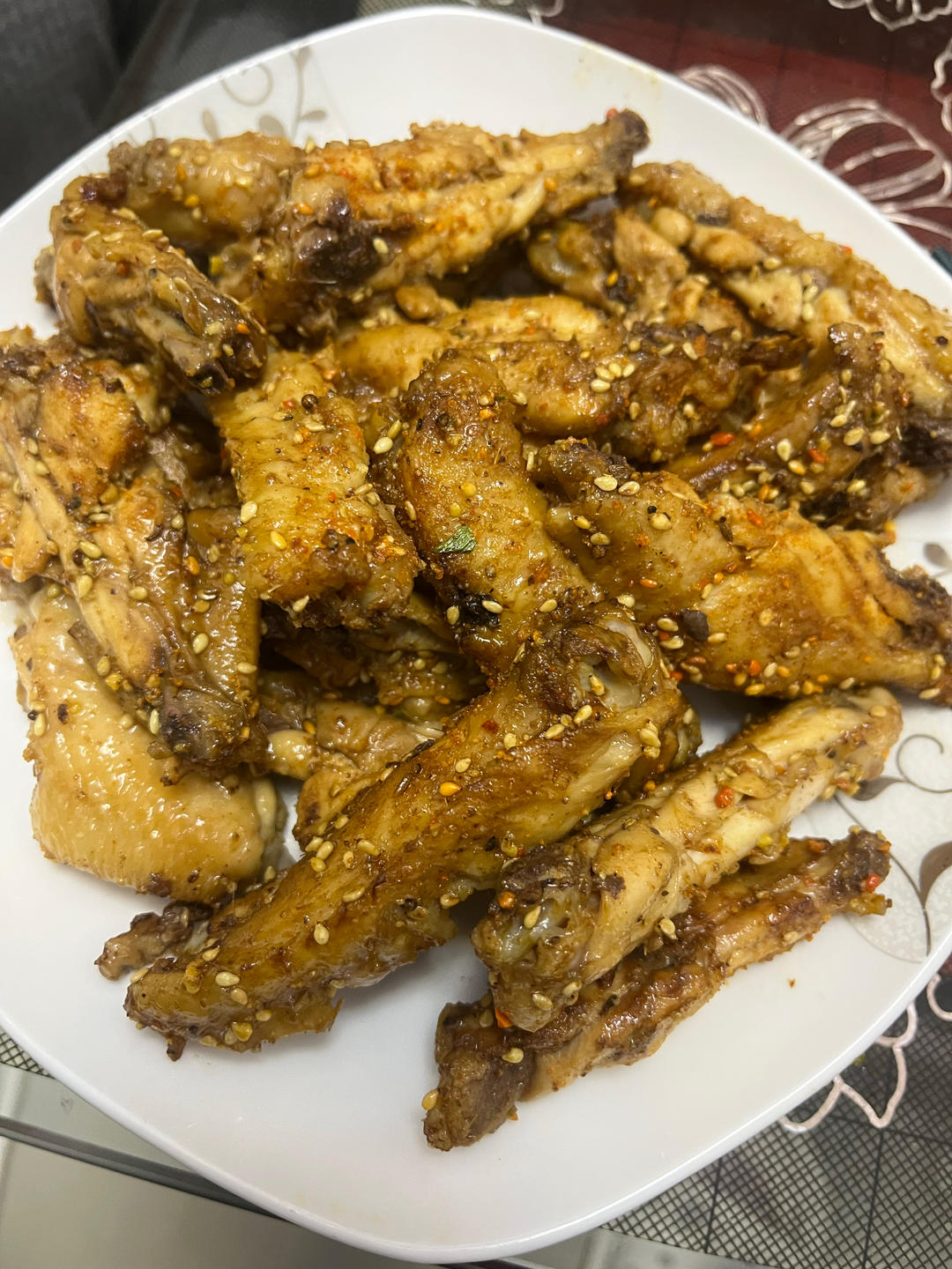 香辣鸡翅（手指都舔干净）