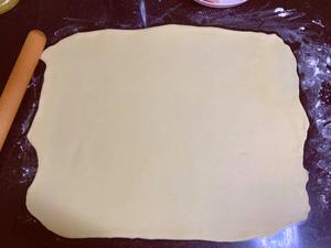 培根香葱肉松面包卷的做法 步骤6