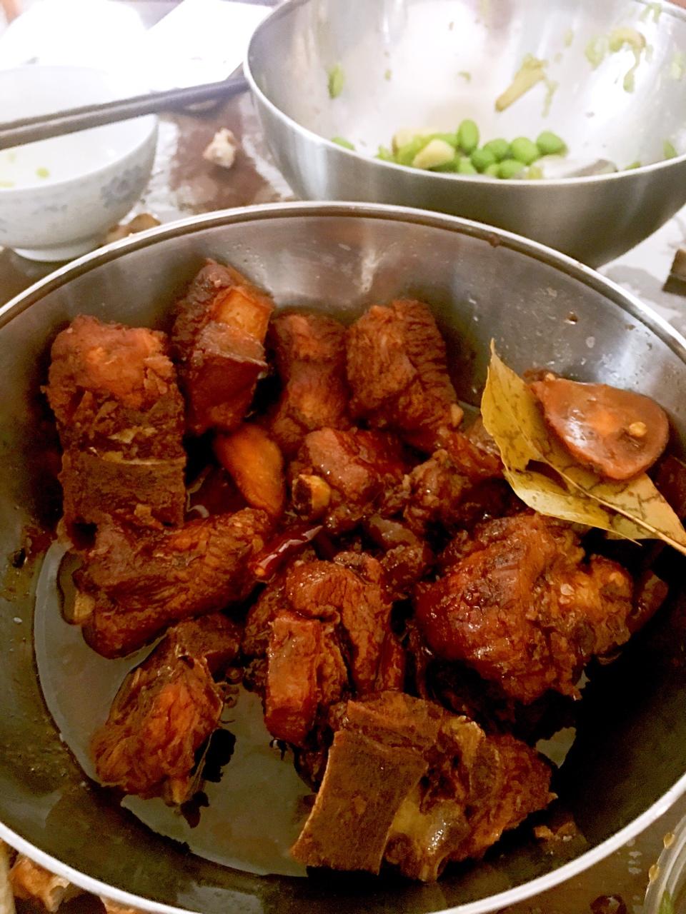 红烧排骨