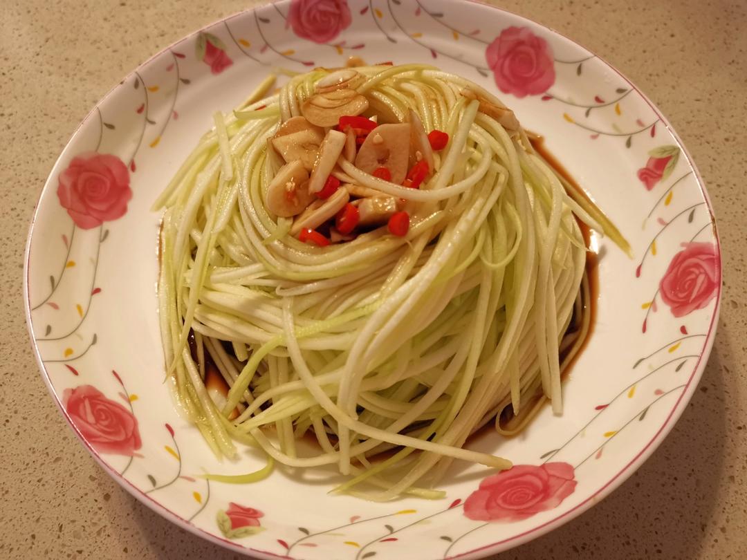 一定要试试的清新爽口凉拌西葫芦