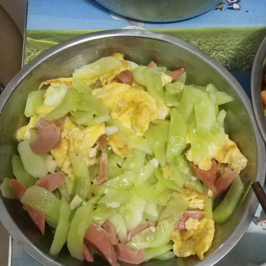 黄瓜炒蛋