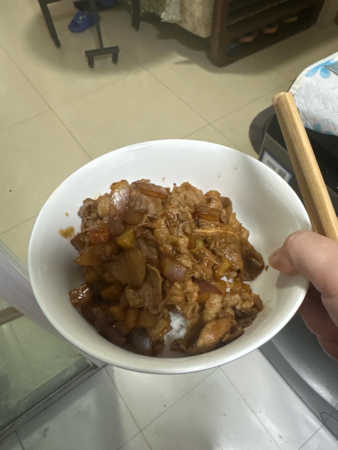 好吃到舔碗底的土豆肥牛拌饭