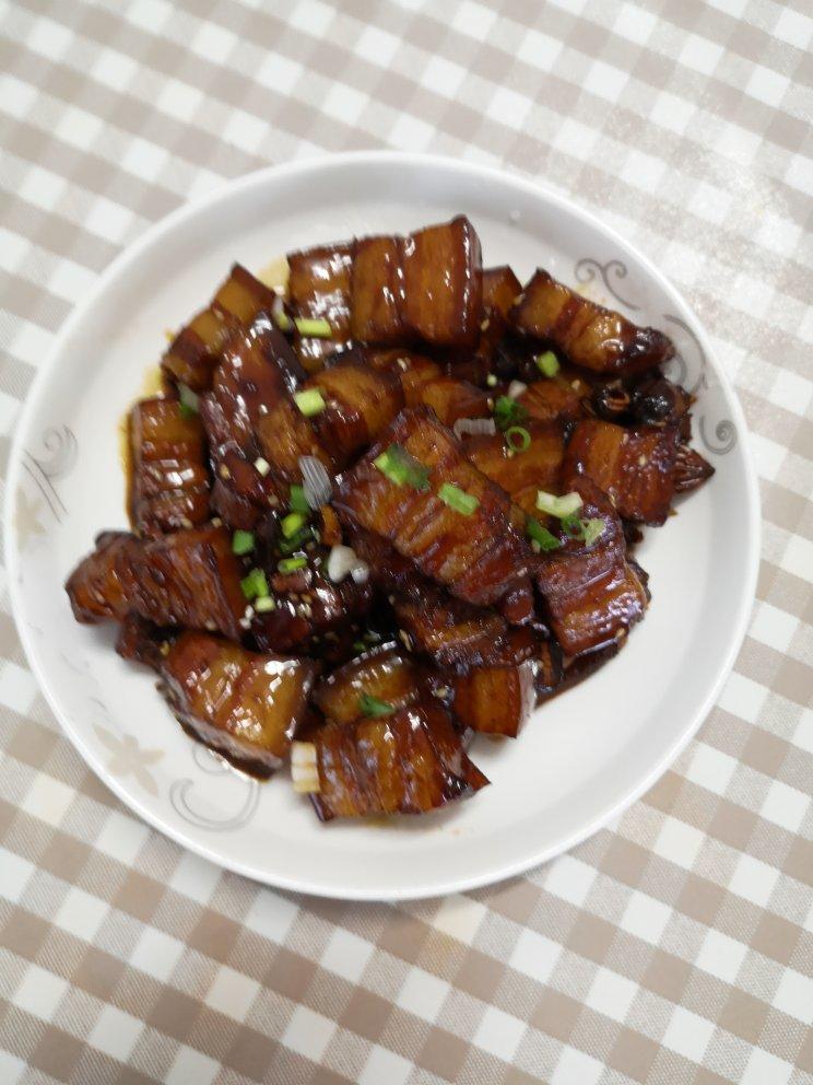 私房红烧肉 垂涎三尺软糯无比