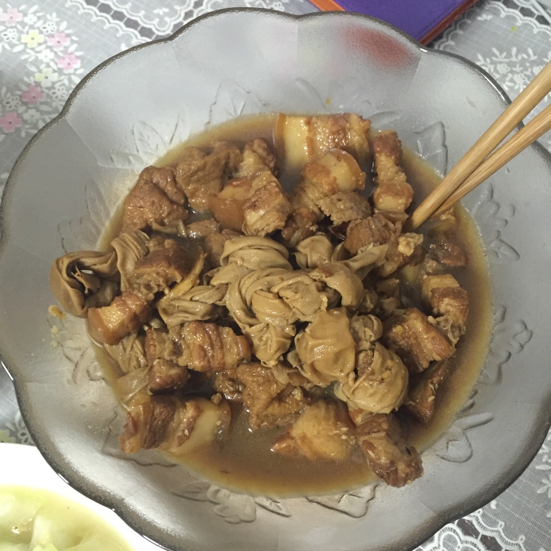 油豆腐红烧肉