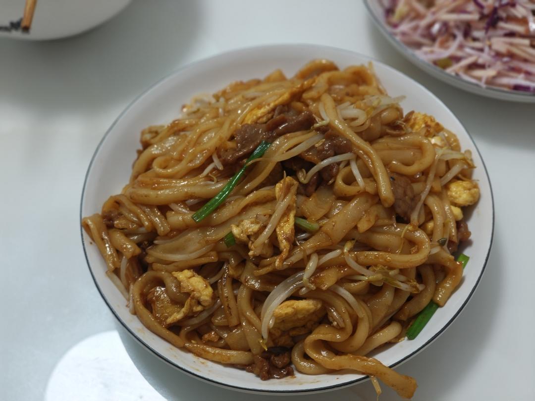 港式茶餐厅的干炒牛河