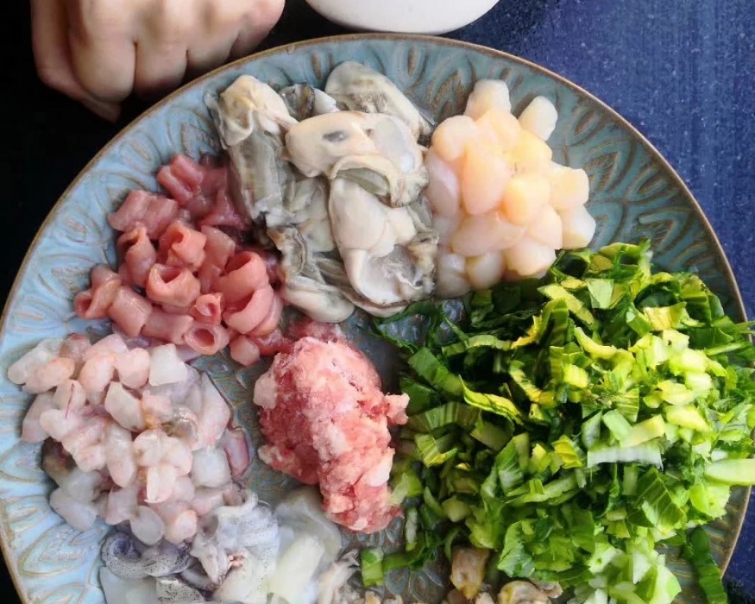你吃过正宗的海鲜疙瘩汤吗的做法 步骤3