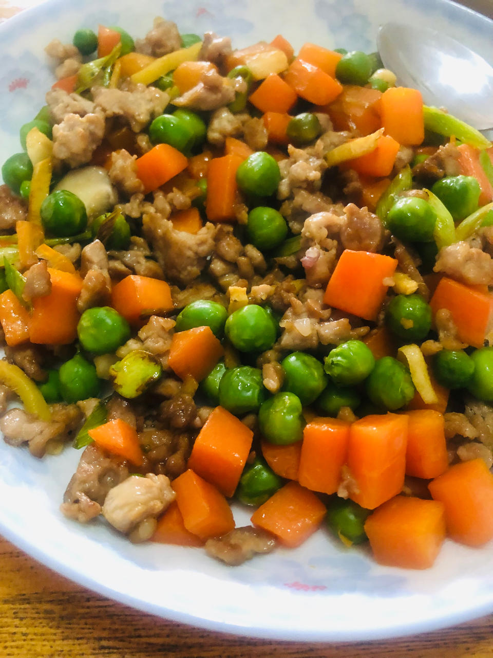 豌豆炒肉末