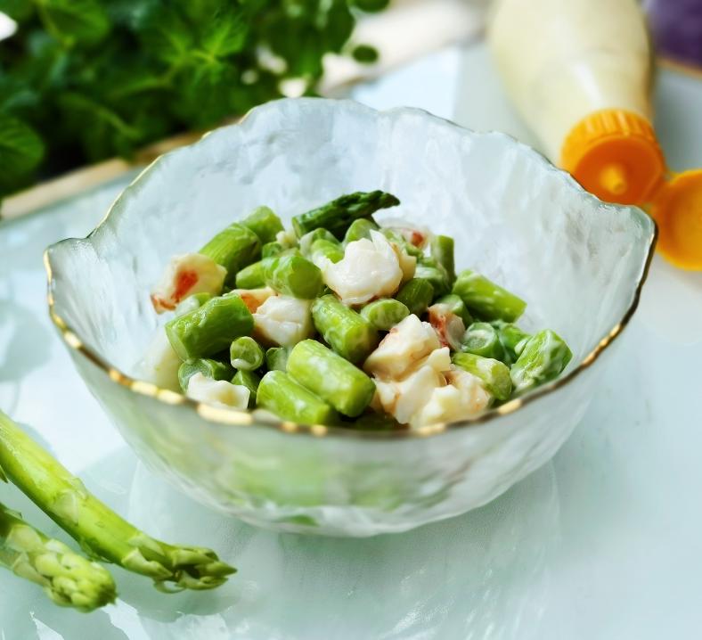 浓郁又清新的日式小菜-大虾芦笋沙拉