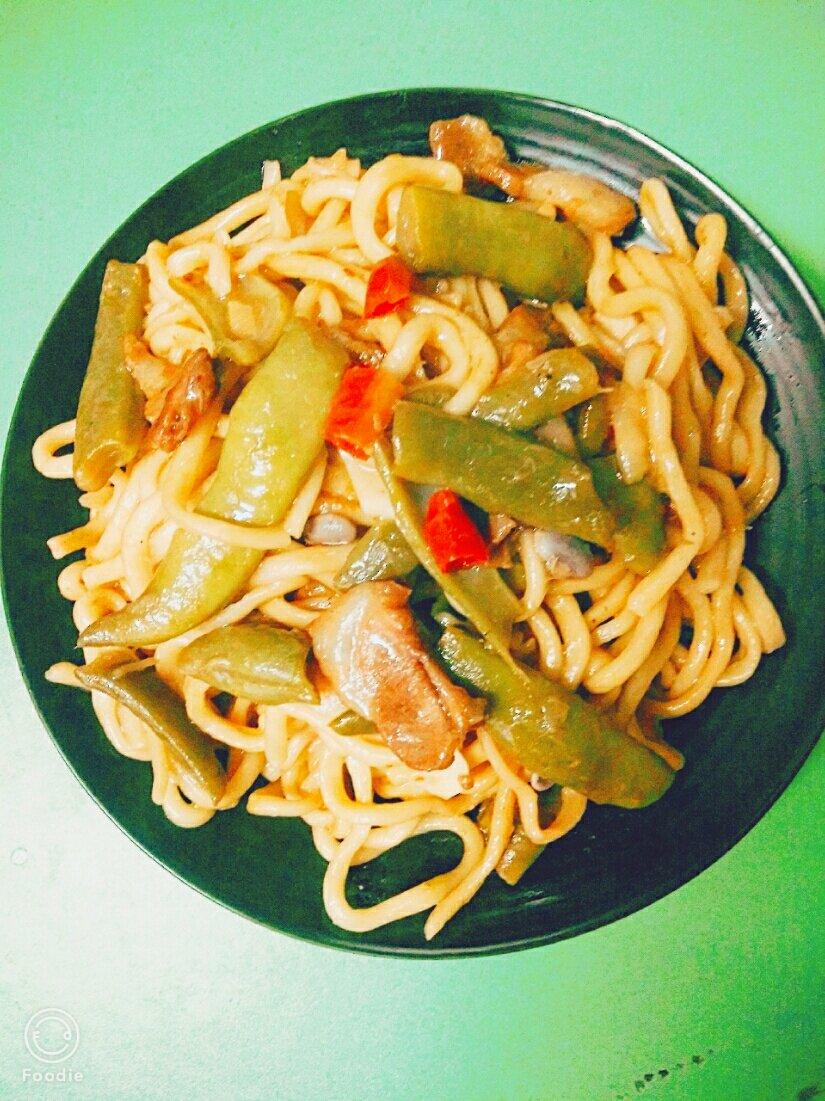 豆角焖个面