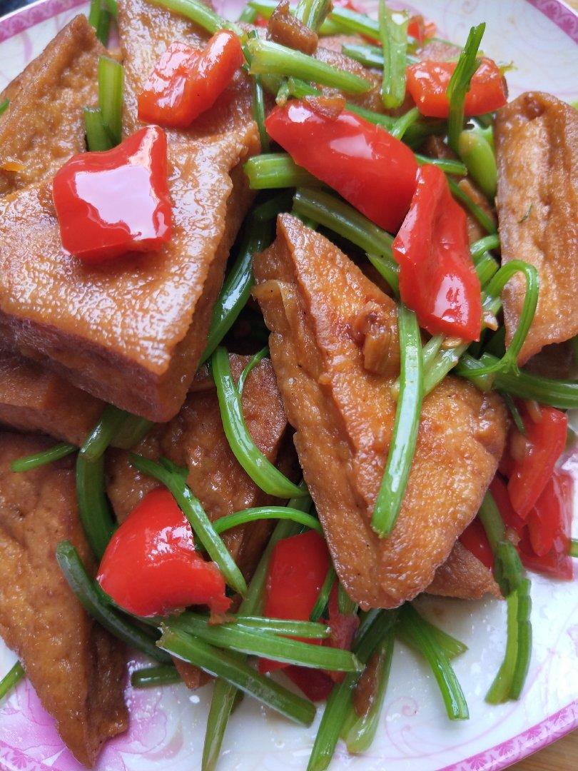 外酥里嫩的煎豆腐