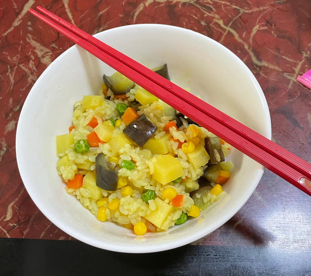 超浓郁的咖喱土豆茄子