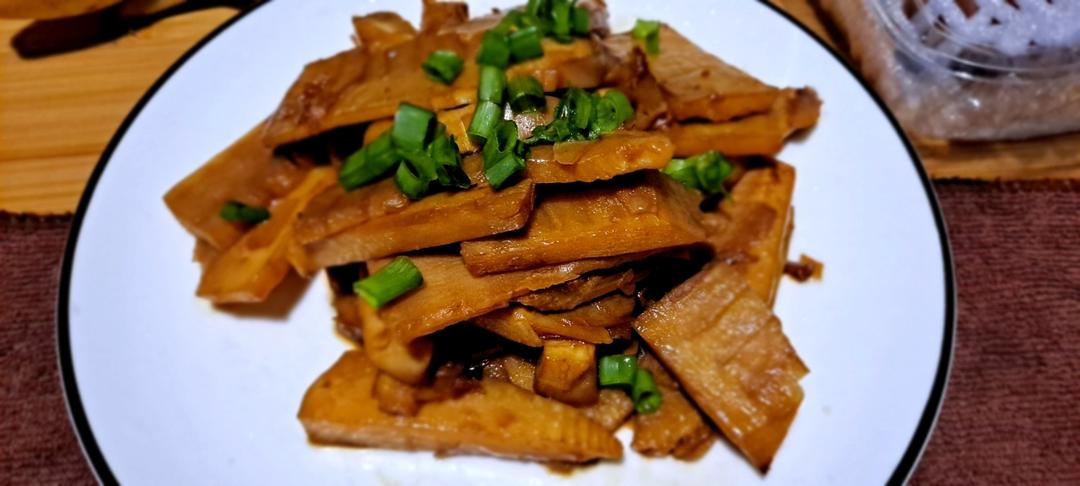 春季限定：油焖春笋