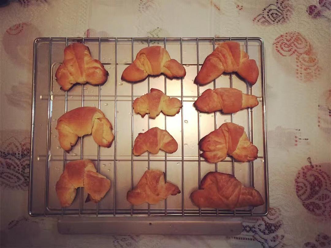 牛角面包？羊角面包？可颂！