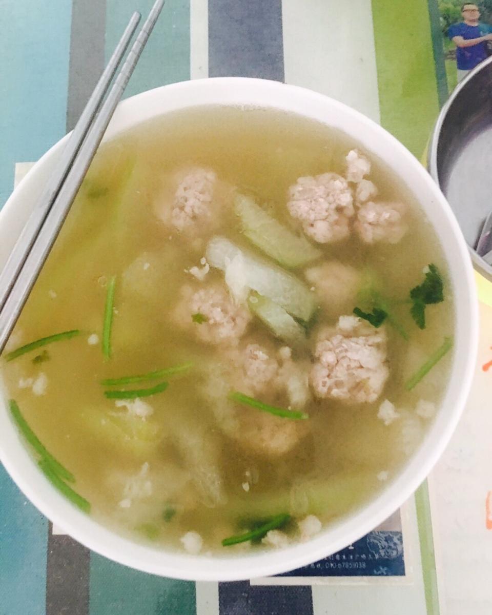 冬瓜丸子粉丝汤