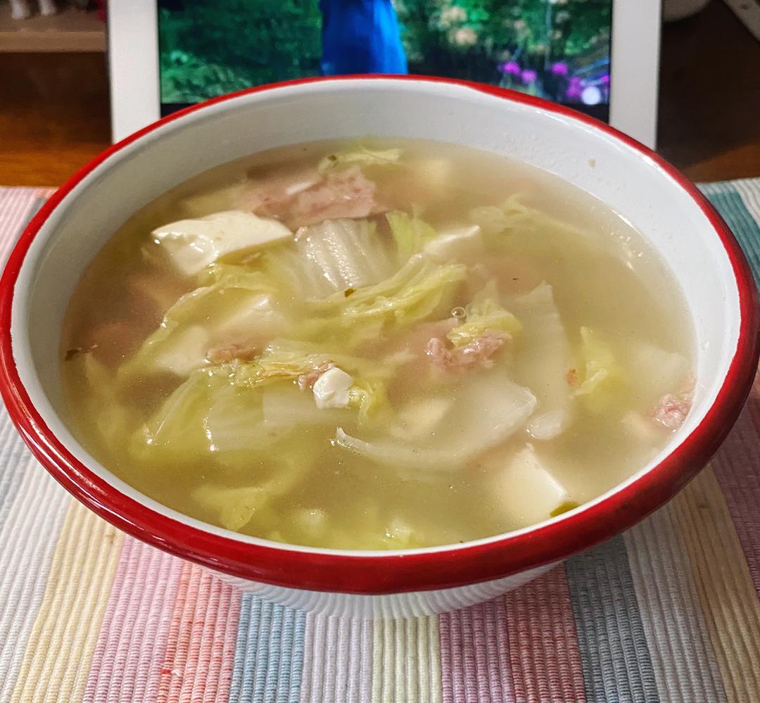 午餐肉白菜豆腐汤的做法