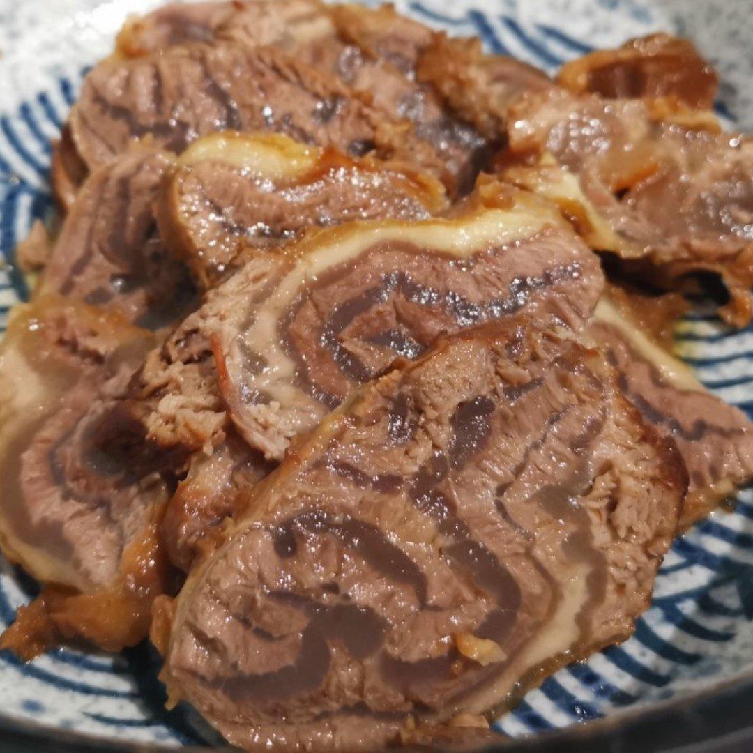 卤牛肉