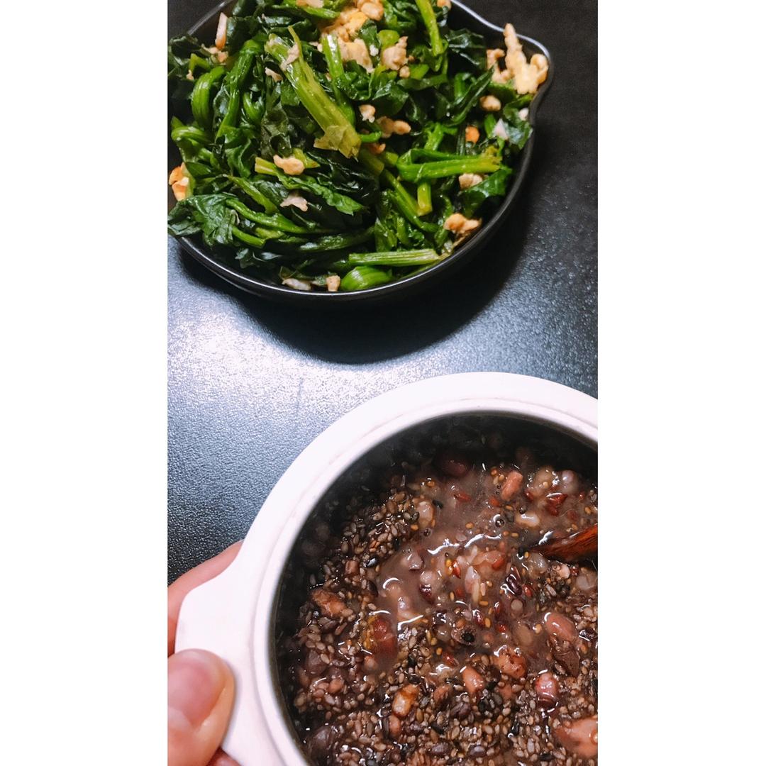 豆浆杂粮粥（别名：回归正轨粥）丨健康·三餐