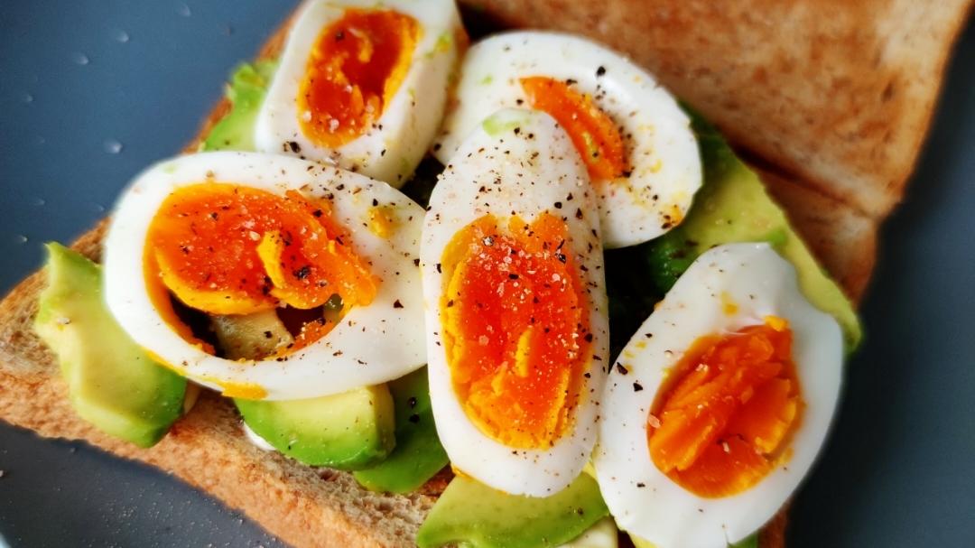 低热量‖更营养‖金枪鱼酸黄瓜微辣三明治