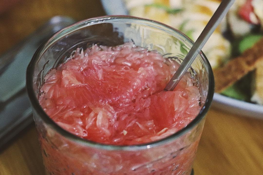 夏日晚霞葡萄柚冰茶