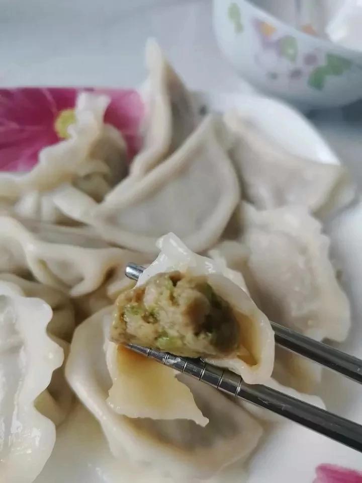 香菇胡萝卜鸡肉包子