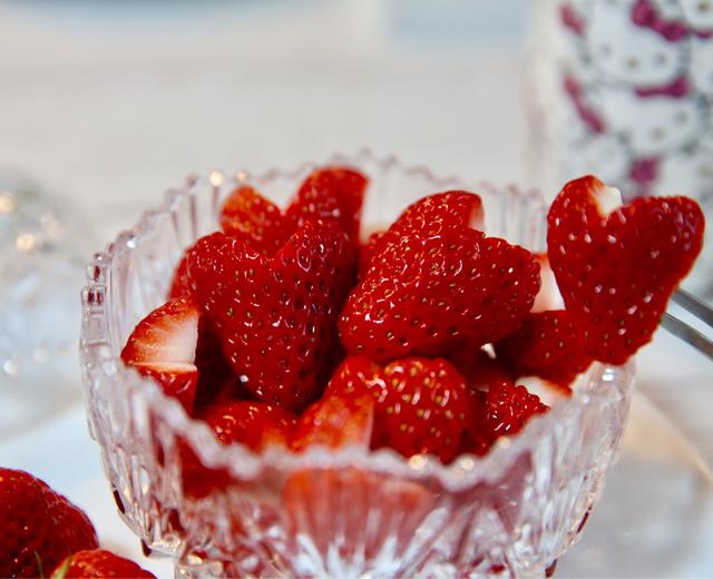 爱心❤草莓🍓的做法