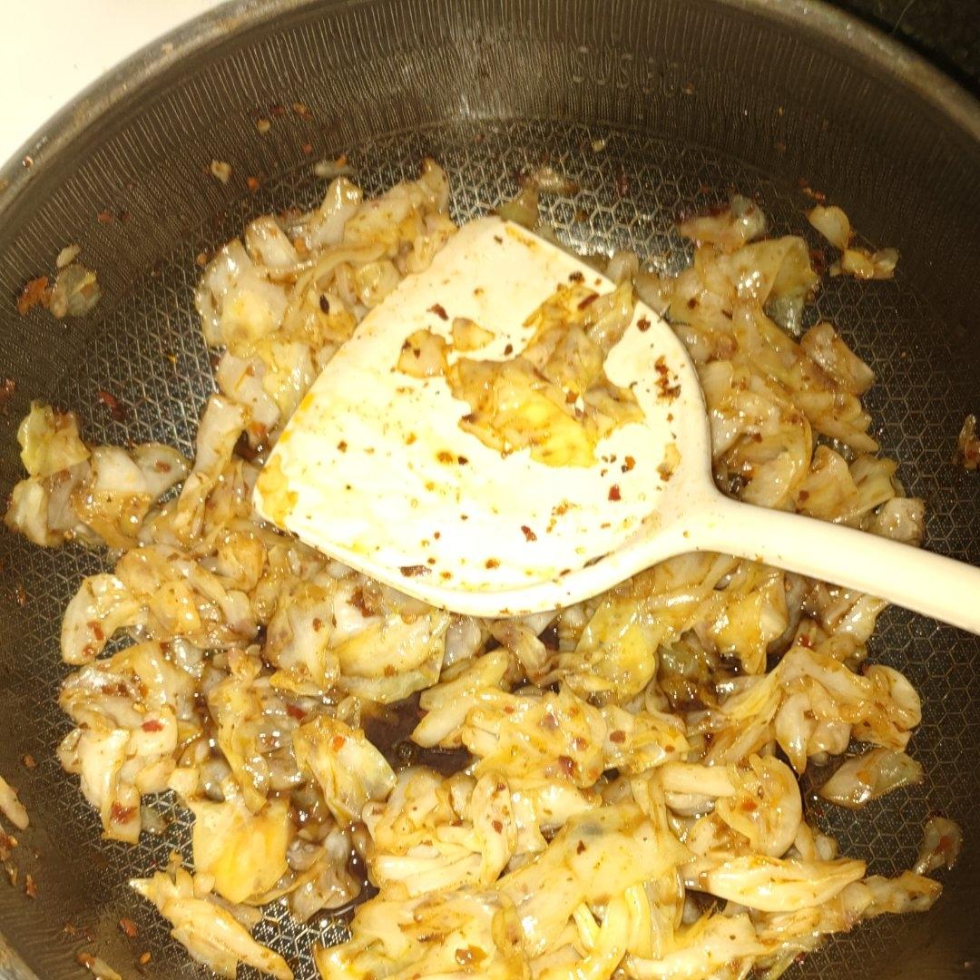 厨师长教你：“手撕包菜”的家常做法,简单又不失美味