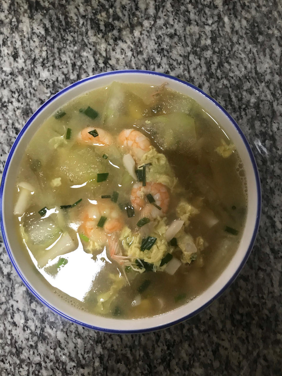 减肥餐，好喝不胖，鲜到眉毛掉的冬瓜蘑菇汤！
