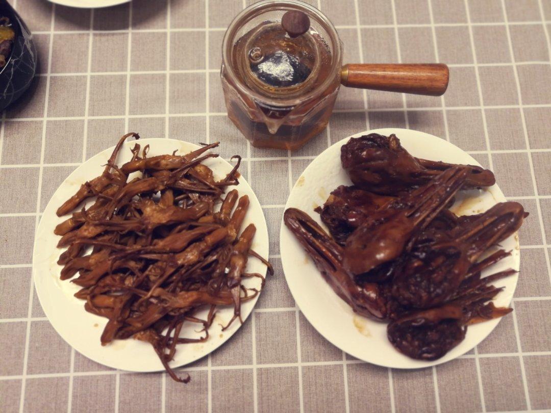 秘制鸭头、鸭舌（超过周黑鸭、绝味鸭脖）