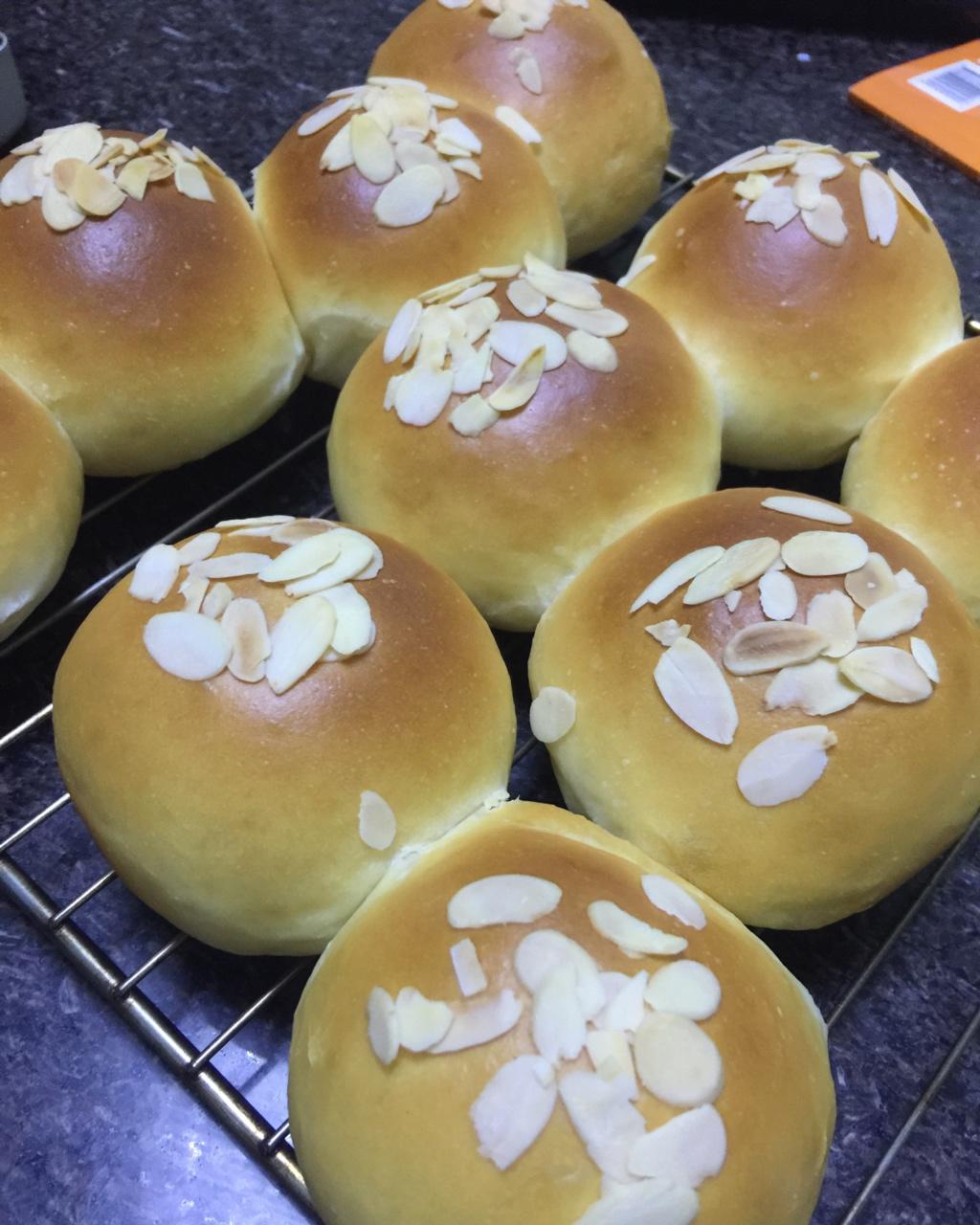 蛋白炼乳小吐司