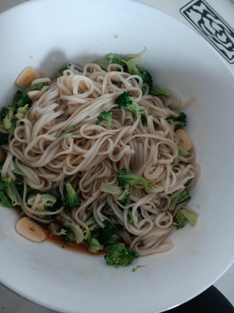 蒜面条