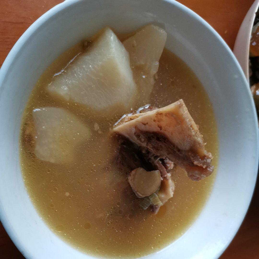 韩式牛骨汤，简单粗暴的滋补靓汤
