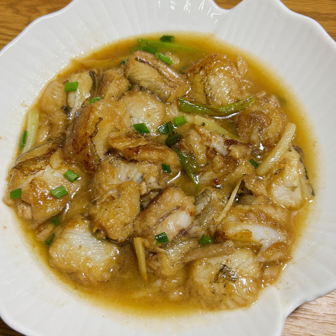 红烧豆腐鱼（水潺，龙头鱼）｜葱姜蒜烧豆腐鱼