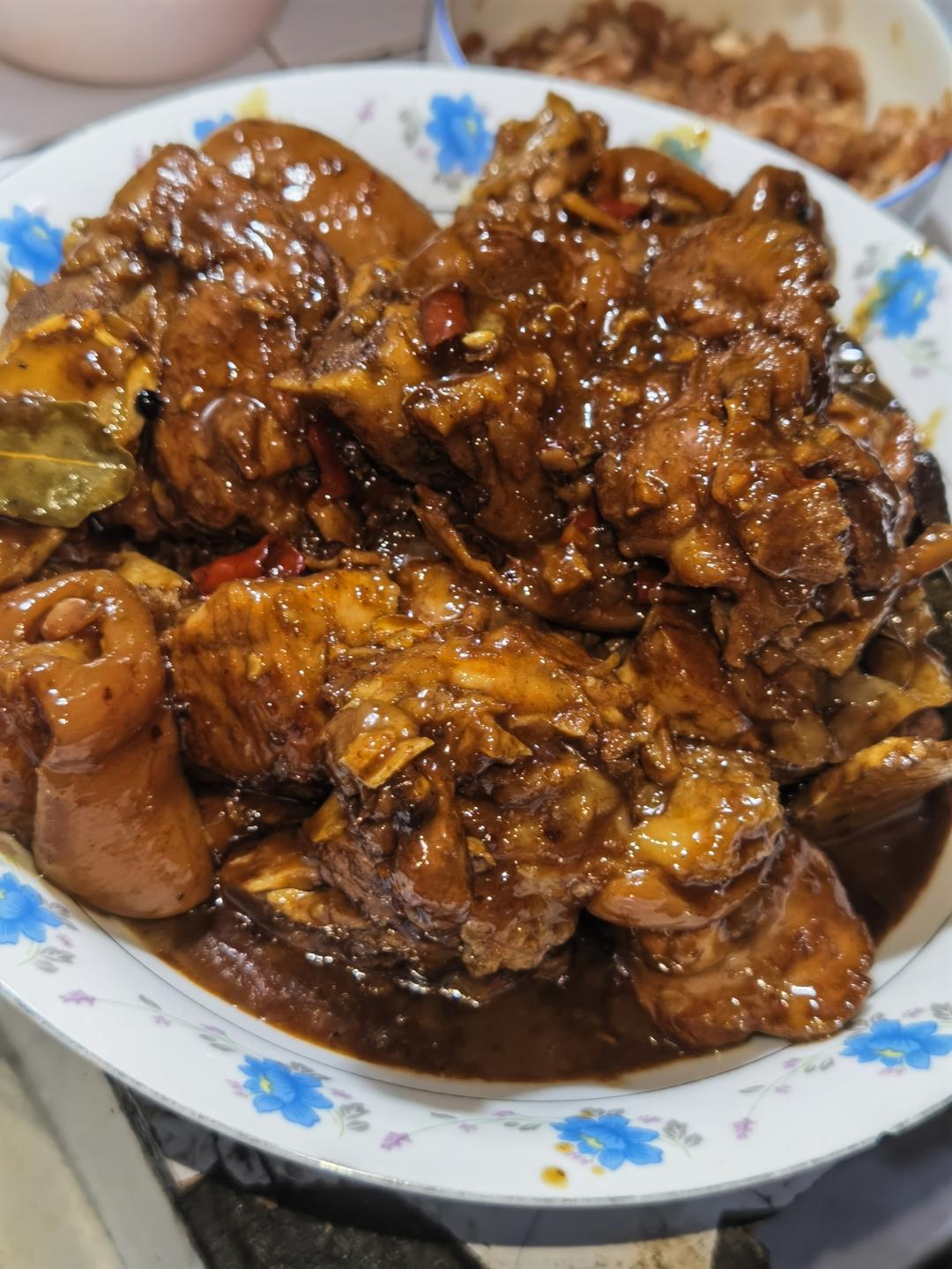 【红烧肘子】（家庭版卤蹄膀）