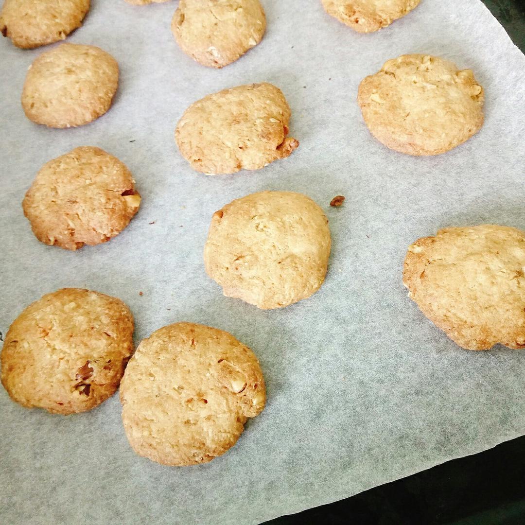 橄榄油全麦核桃饼