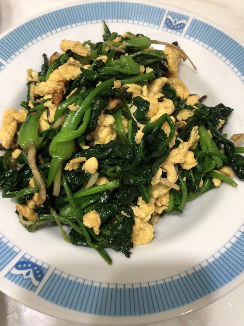 菠菜炒鸡蛋